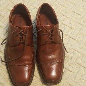 Johnston & Murphy men brown dress shoes